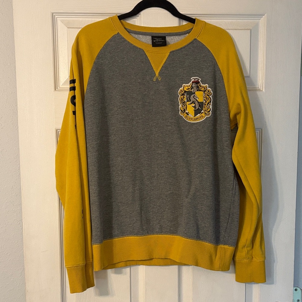 Hogwarts Hufflepuff Gray and Yellow Crewneck Sweater